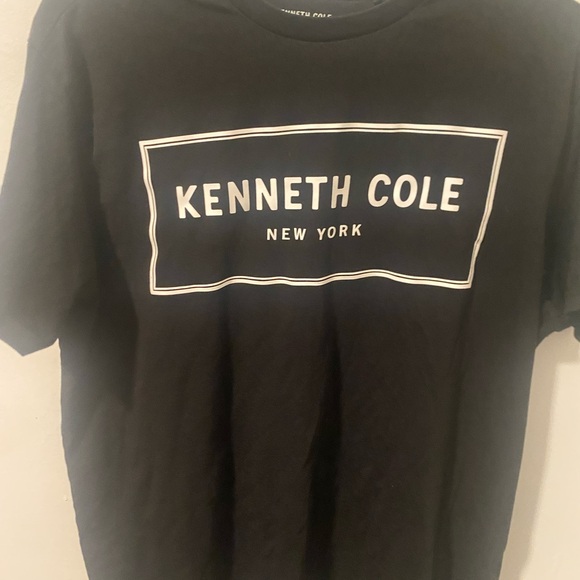 Kenneth Cole Black Graphic Tee - Picture 1 of 5